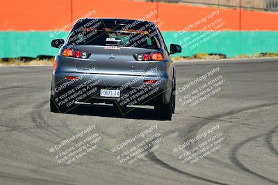 media/Oct-18-2025-Extreme Speed (Sat) [[d6d7e1fef1]]/Group 2 Green/Session 2 (Turn 3)/